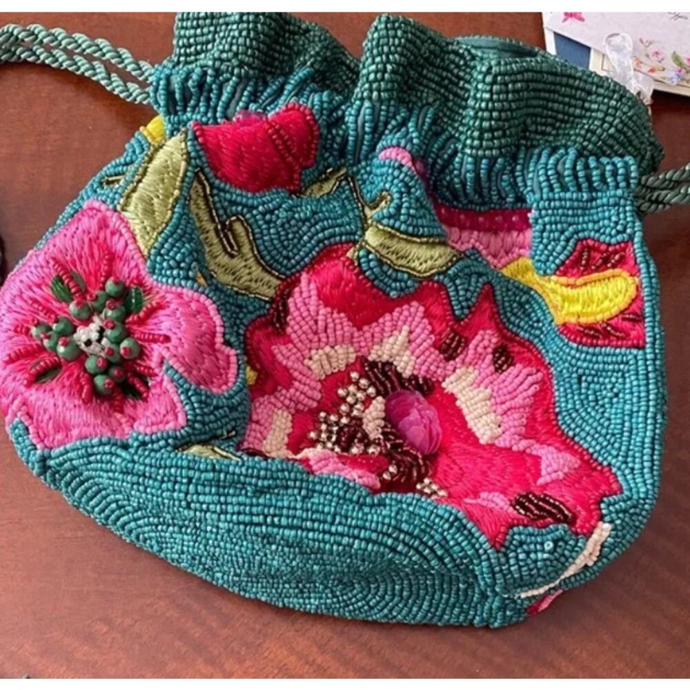 Made in India Viral Floral Beaded Drawstring Bag with Chain--NWT